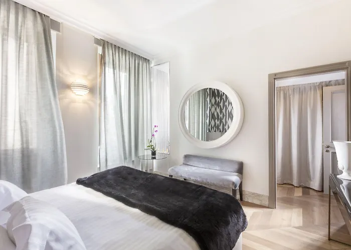 Hotel Palazzo Manfredi - Small Luxury Of The World